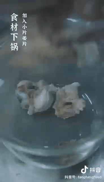 DƬ